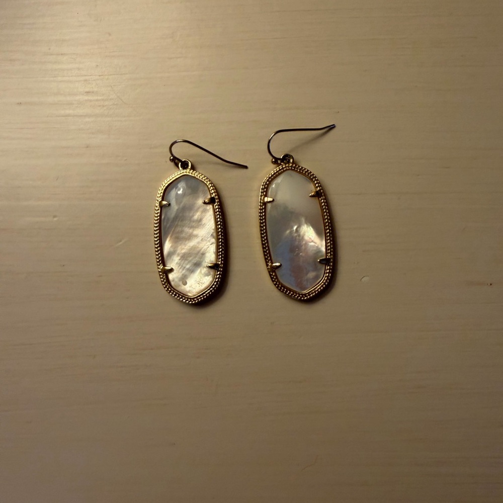 Kendra Scott Elegant Silver and Pearl Earrings